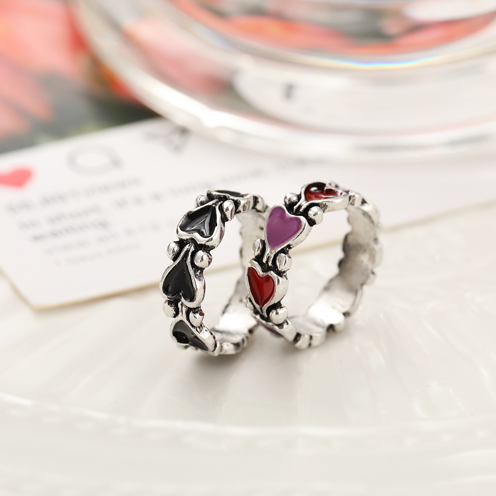 Vintage Heart-shaped Dripping-oil Two-piece Alloy Rings Set Wholesale display picture 4