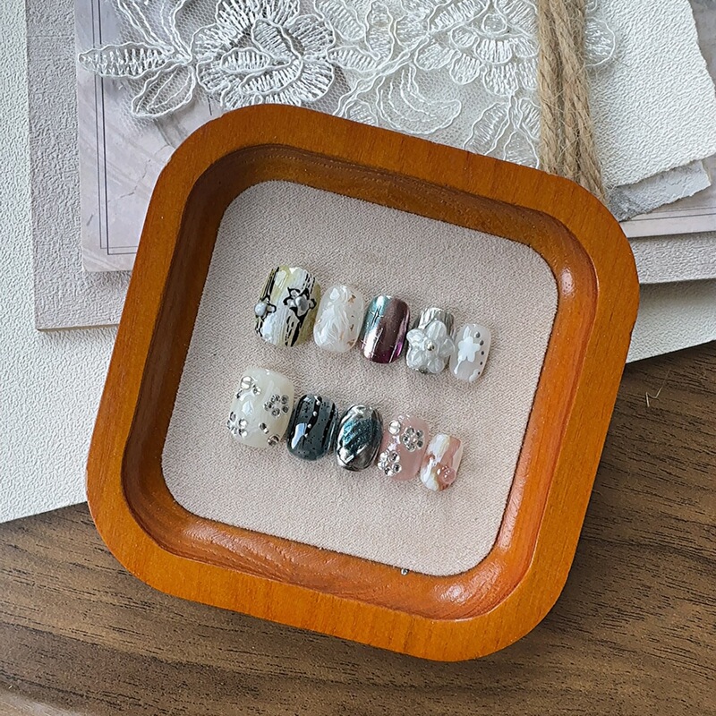 2026 Spring/Summer New Handmade Wearable Nails Gentle and Artistic for Daily Commuting, Fresh and Detachable Manicure 2026 Spring/Summer New Handmade Wearable Nails Gentle and Artistic for Daily Commuting, Fresh and Detachable Manicure