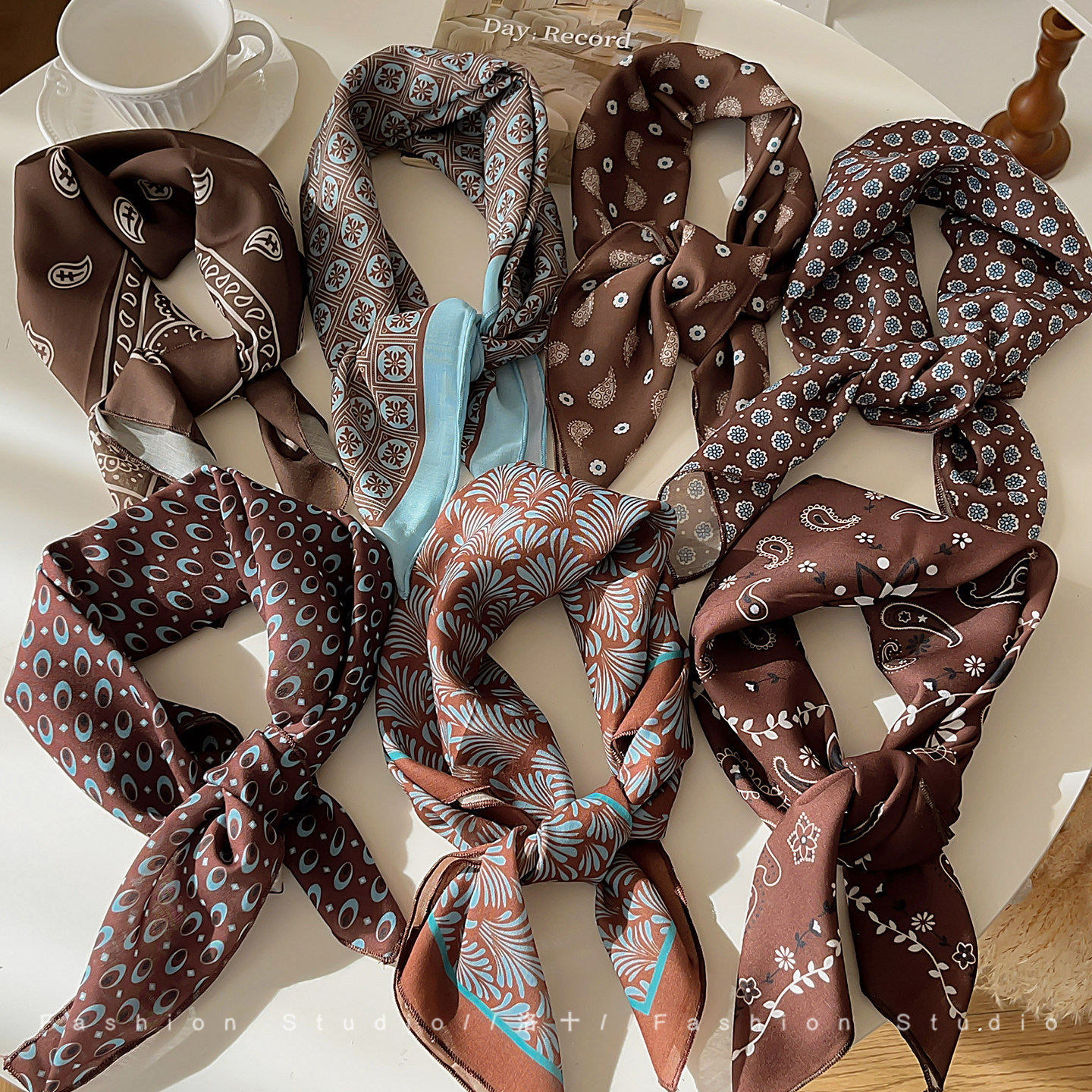 Retro Hot Girl Fashionable Headscarf, Coffee-Colored Silk Scarf, Hair Wrap, Chiffon Triangle Scarf, Stylish Versatile Square Scarf Accessory