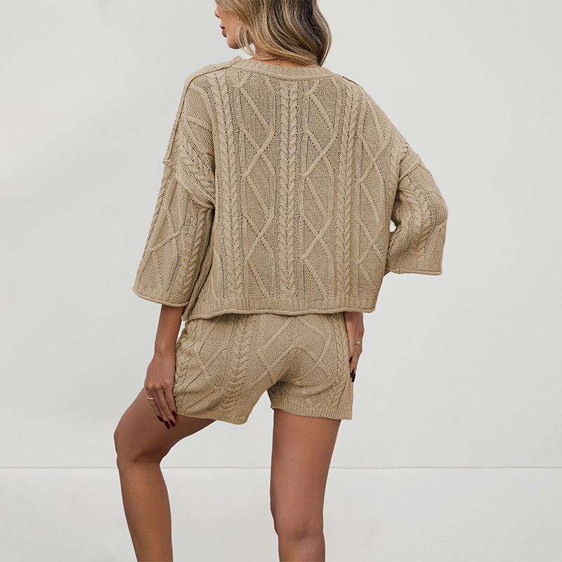 2026 primavera y verano europeo y americano casual torsión color sólido suéter de cuello redondo pantalones cortos de punto set de ropa de mujer transfronteriza Amazon