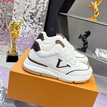 �羳�����ֻ�����ƴ�Ӻ�װ�Ьħ������ƽ�ͷ��ٴ������˶�Ь