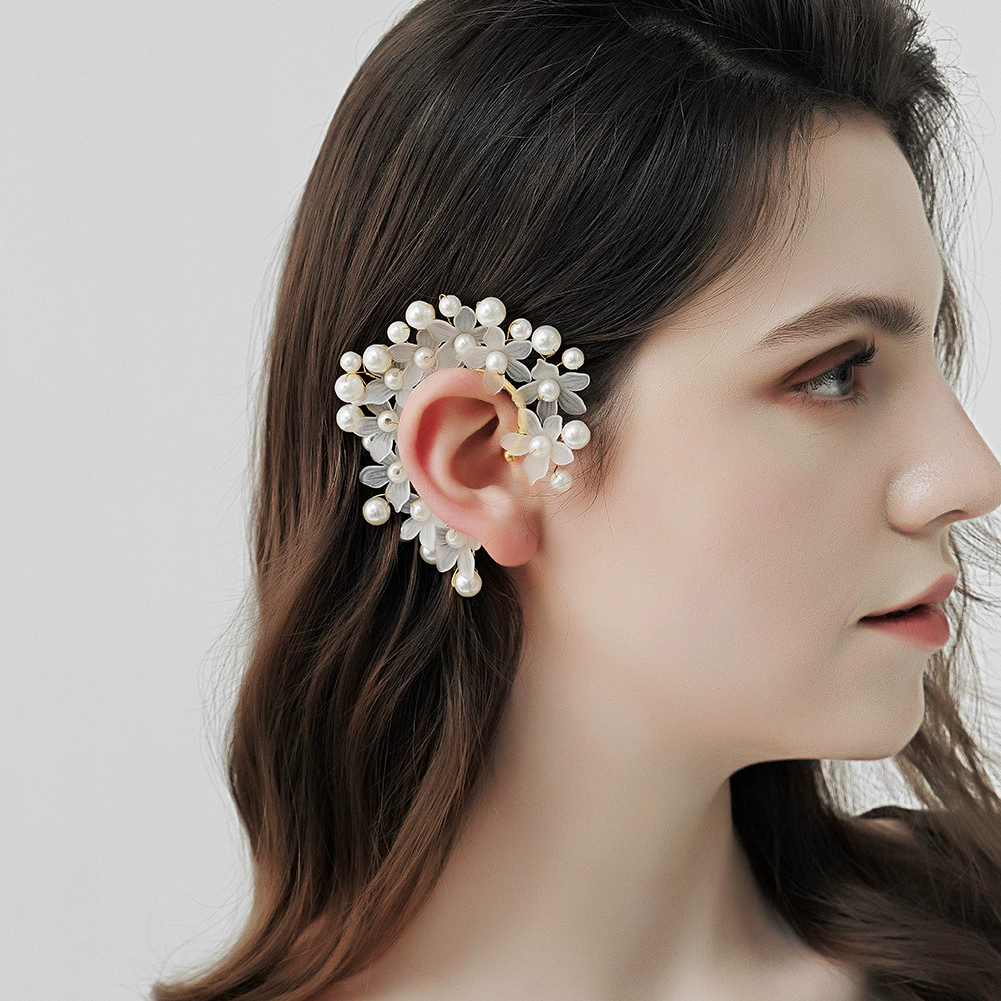 Earrings for photo sessions, ear clips handmade from pearl, internet celebrity, no pierced ears