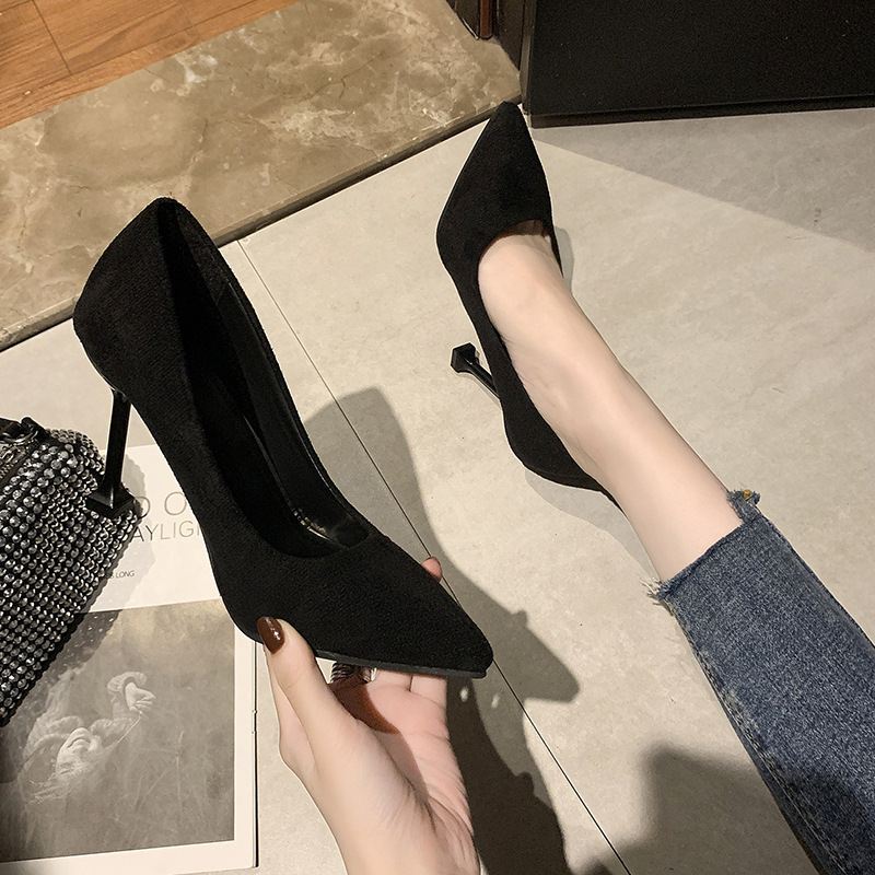 High Heels Women's Pointed Stiletto Heel Black Professional Work Shoes for Spring and Autumn 2023 Middle Heel Etiquette Shoes for College Students