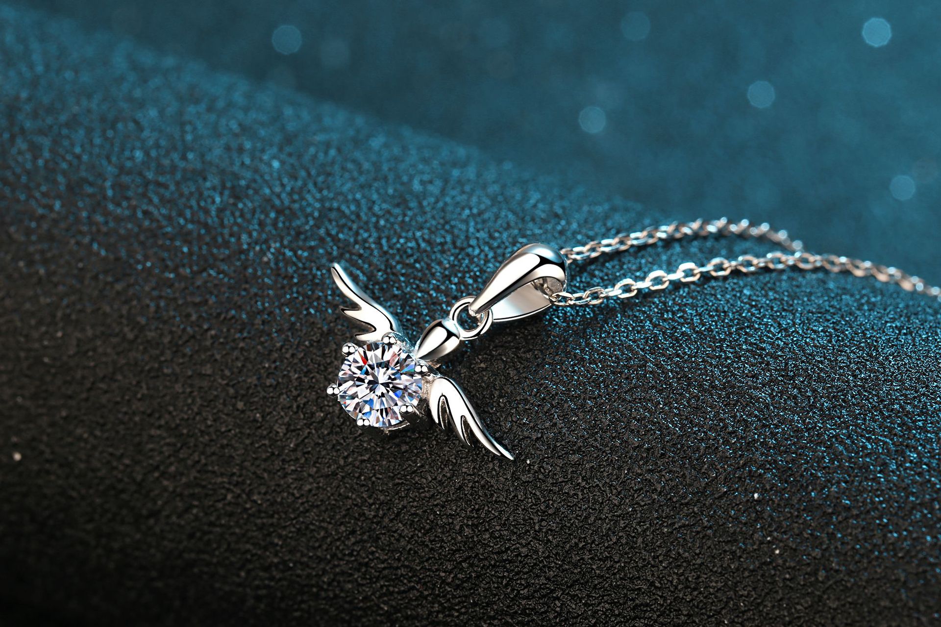 Elegant Simple Style Angel Wings Sterling Silver Plating Moissanite Zircon Pendant Necklace 1 Piece display picture 2