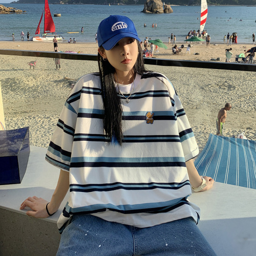 Men's and Women's Summer Trend Striped Short Sleeve T-shirts Loose and Versatile Lazy Style Couple's Five-Pointer T-shirts