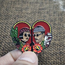 Q 65693 Mathilda Movie Metal Brooch ���ɱ�ֲ�̫������