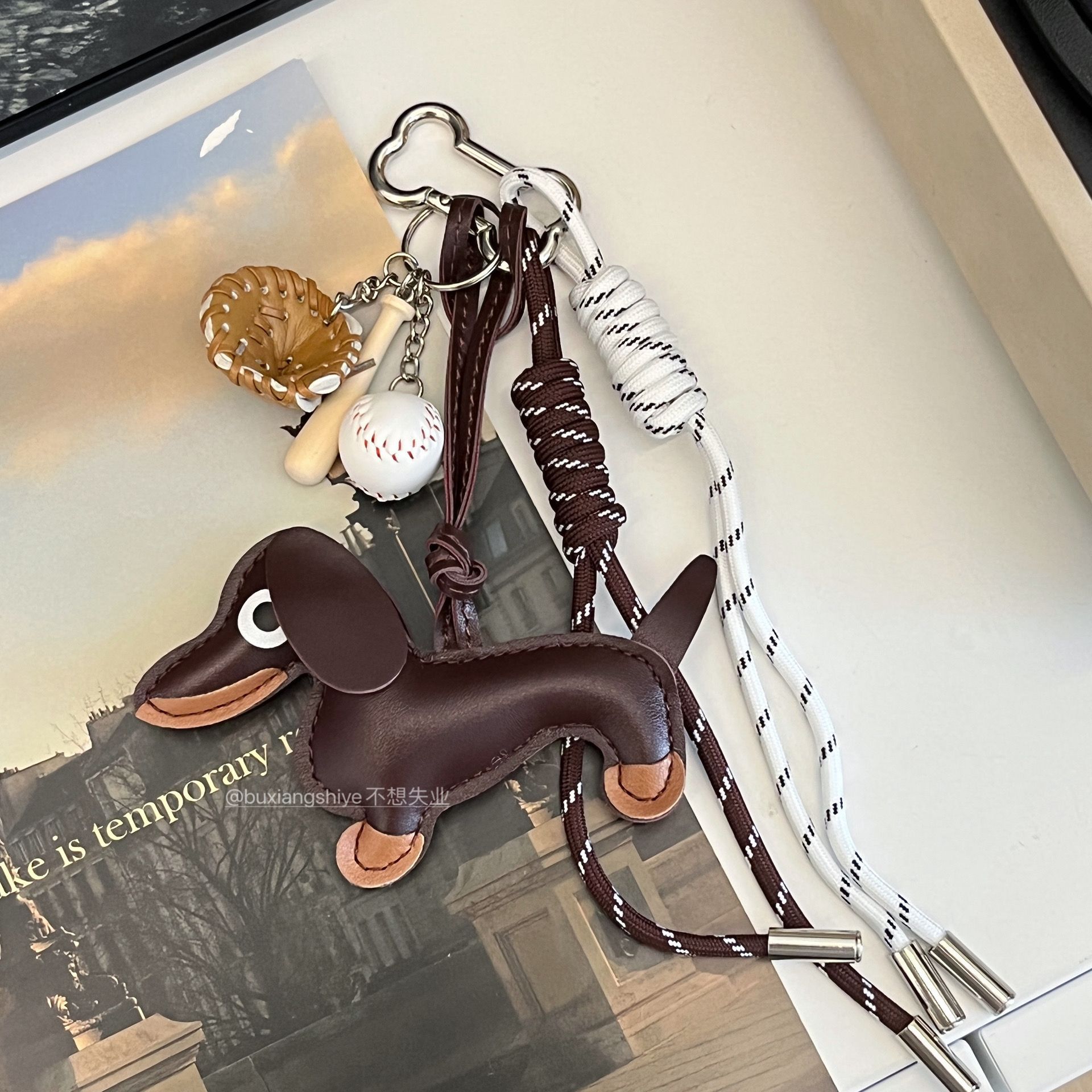 Cute And Dachshund Puppy Bag Pendant For Women Doll High-end Keychain Annual Ugly Stuff Backpack Decoration_voghion.com
