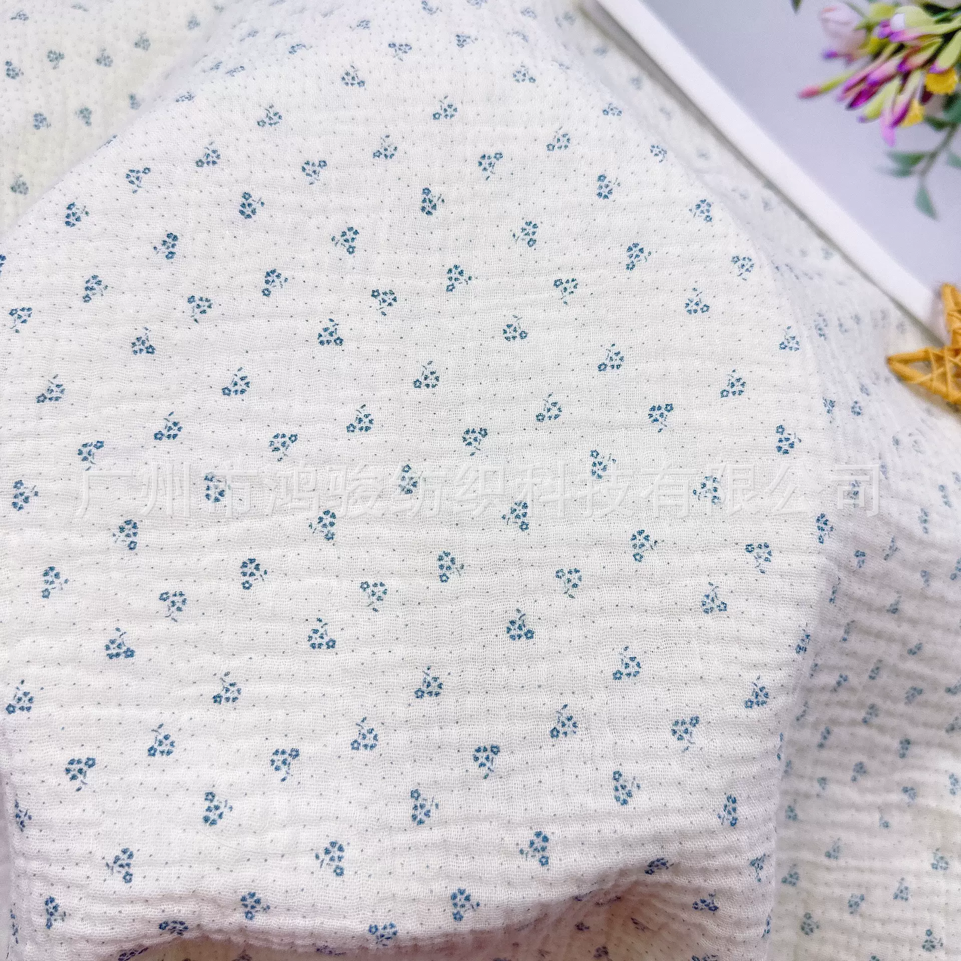 新款双层纱布全棉泡泡纱布褶皱肌理家居服棉绉布碎花印花面料