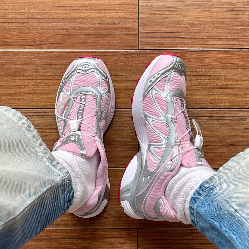 Sandyりょうx SalomonサロモンXT-WHISPERレトロシルバーランニングシューズ478463|undefined
