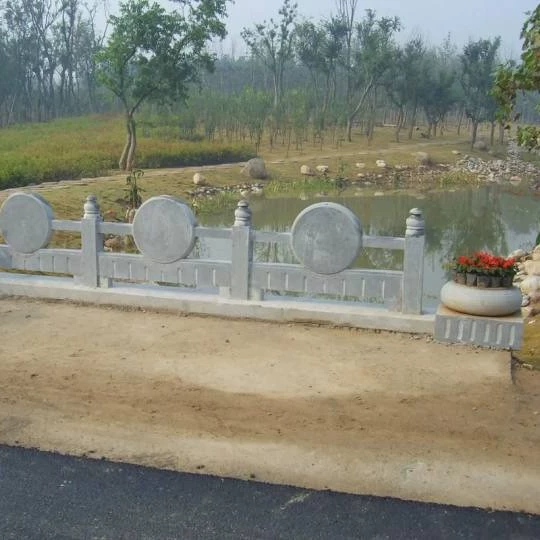 Прямые поставки с фабрики: каменные скульптурные ограждения, антикварные архитектурные ограждения из голубого камня, гранитные ограждения для рек и живописных мест.