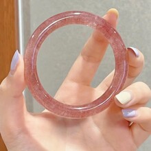 天然红草莓晶圆条手镯 水晶体通透颜色红润 女士手镯工厂批发直播