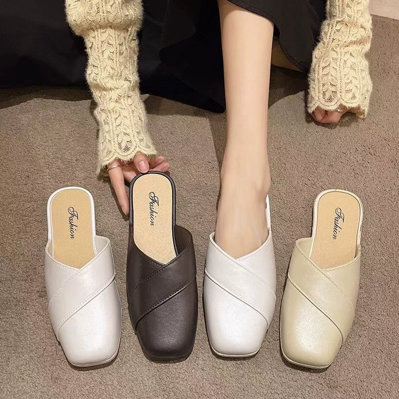 2025 новые весенне-летние босоножки Баотоу с мягкой нескользящей подошвой, модные французские ленивые плоские универсальные сандалии для женщин