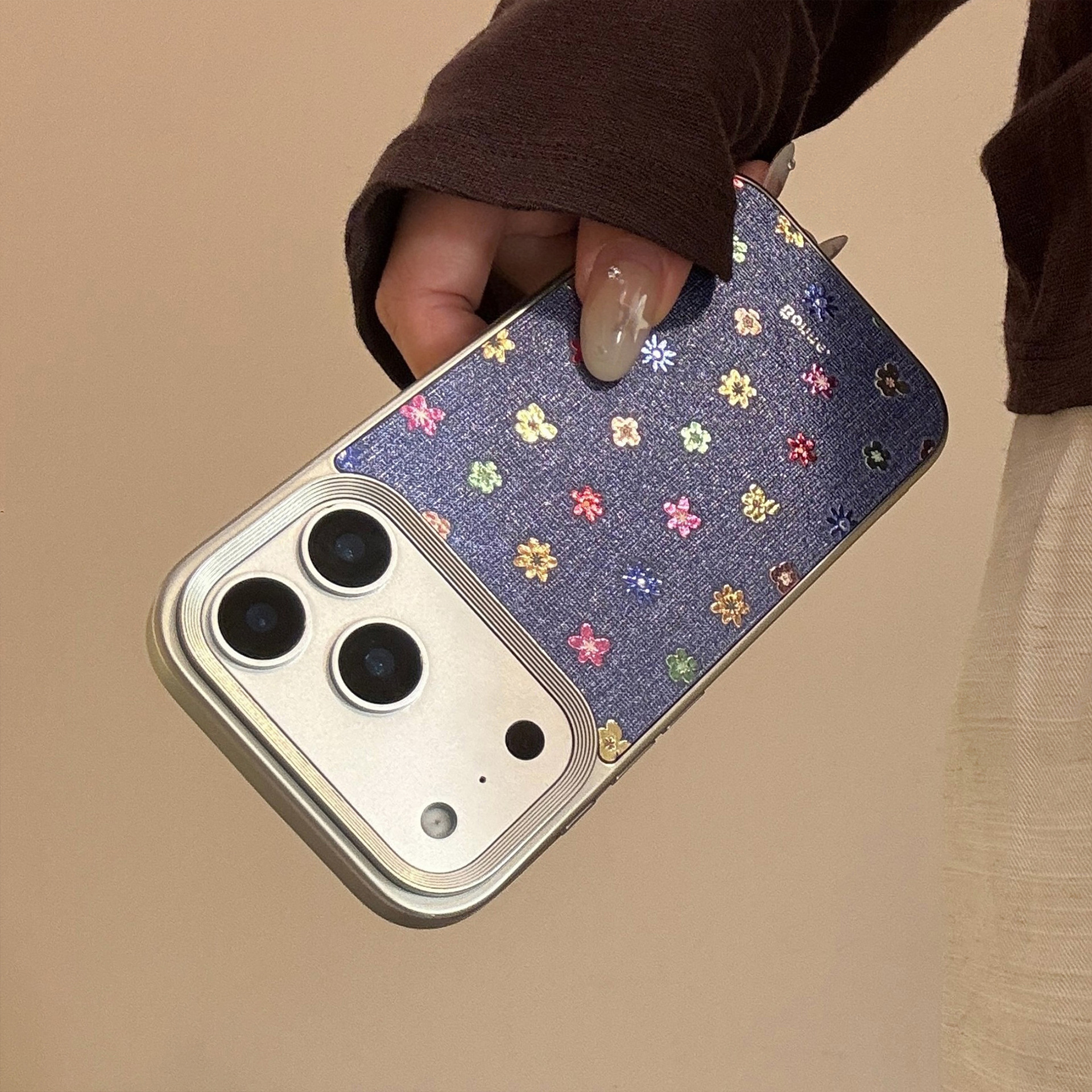 Coque de protection en cuir à motifs fleurs pour iphone_voghion.com