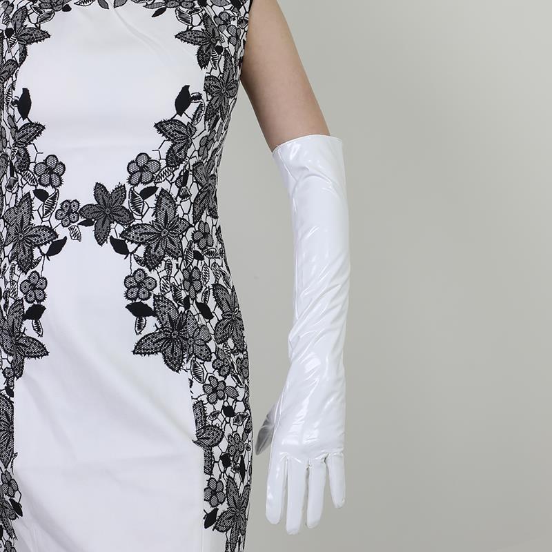 페이턴트 가죽 화이트 양면 총알