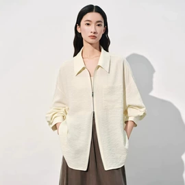 女式针织衫;女式T恤;女式衬衫