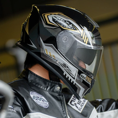 helmet men's warm winter motorcycle: Motosiklet kaskı (dəbilqə)