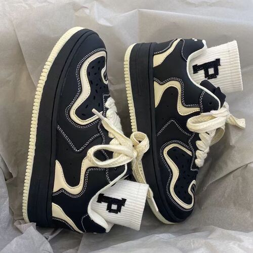 Autumn and winter ins style retro black anti-skid shoes men's niche college couple thick-soled moral training sneakers men's and women's trendy