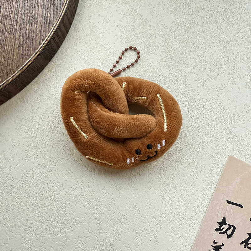 Nuevo y adorable colgante de peluche de pan de vegetales de dibujos animados para niña, divertido colgante de juguete de comida