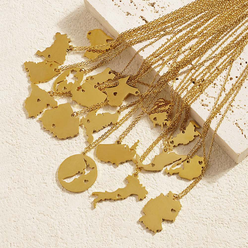 World Map Pendant Necklace For Men And Women Patriotic Jewelry_voghion.com