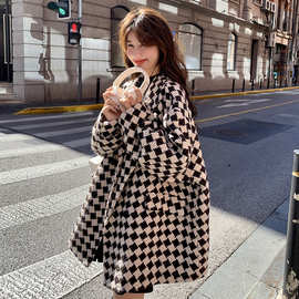 咖色格子毛呢外套女秋冬小个子高级感2024新款宽松加厚短款呢大衣