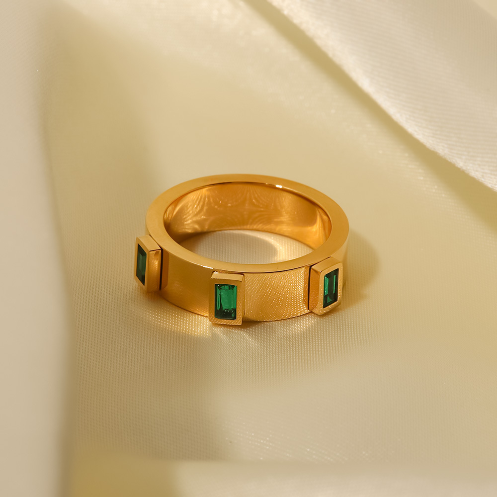 Fashion Square Stainless Steel Gold Plated Zircon Rings