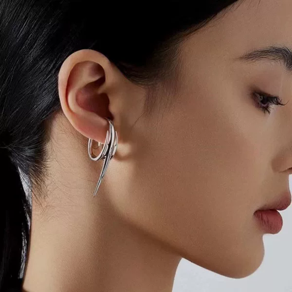 Moses Scepter Series Punk Ear Buckle No Ear Holes Metal Cold Wind Sweet Cool Spice Girls European and American Fashion Earrings