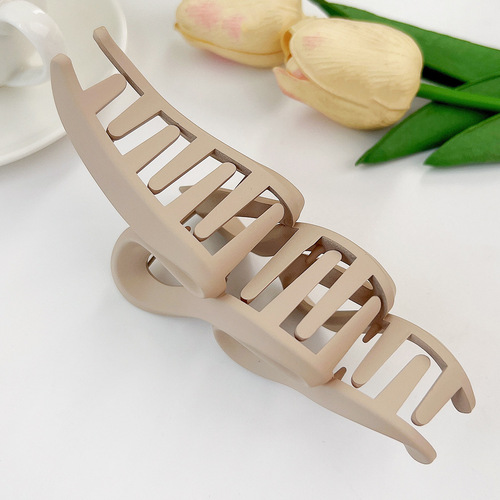 Large Wave Grab Hair Clip New Acrylic Style Hair Clip Korean Fashion Influencer Rear Brain Shark Hair Accessory