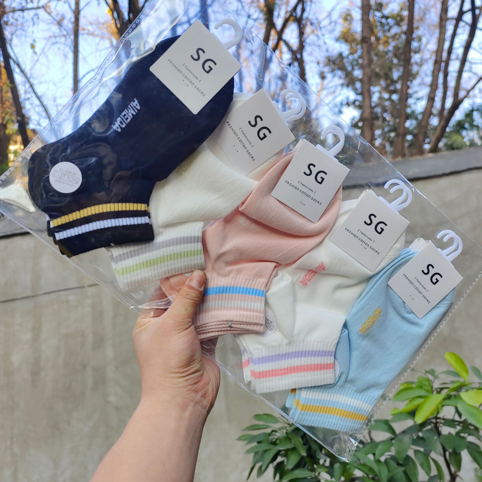 Aimida primavera y verano de las mujeres de algodón fino corto deportes barco Calcetines de moda fresco cómodo sudor-absorbente transpirable rayas finas