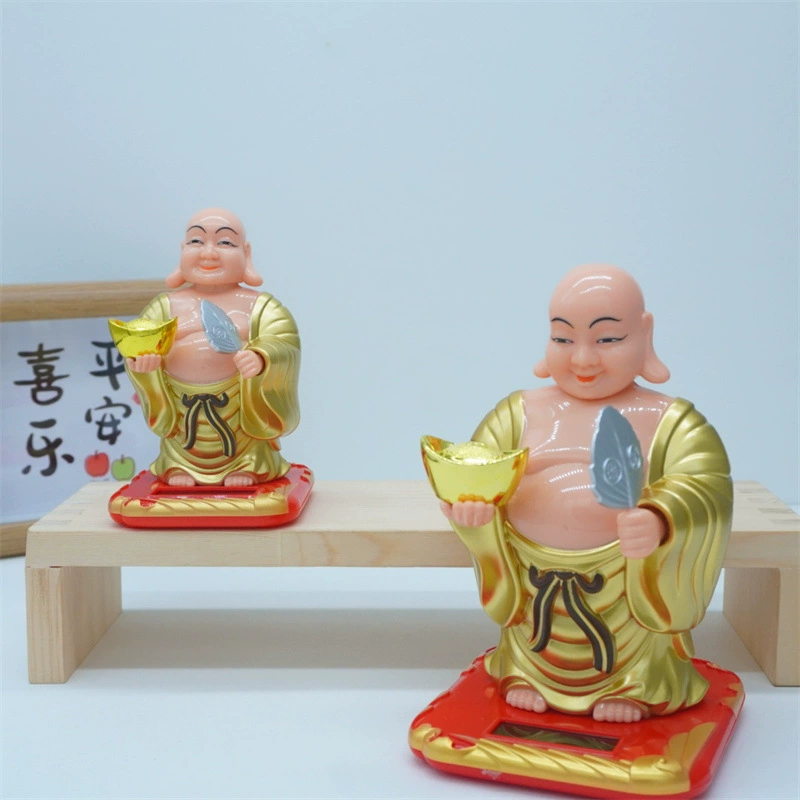 Креативное украшение автомобиля на солнечной энергии Будда Майтрейя, кивая и машущий веером, украшение «Смеющийся Будда», автомобильный аксессуар «Будда-ингот».