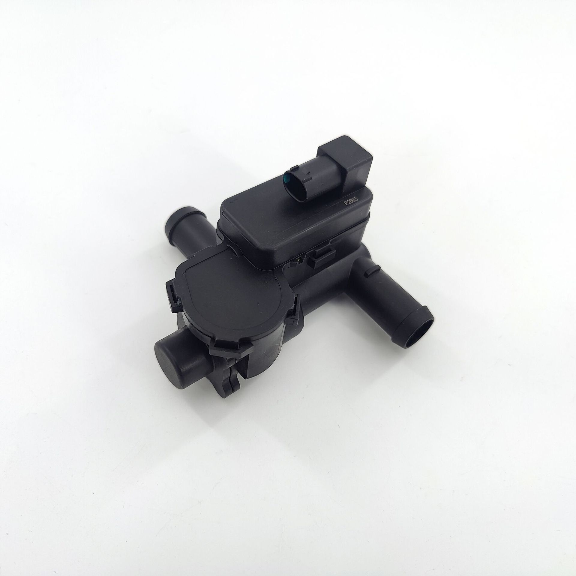 7PP819810A heater water pump 121720 is suitable for automotive parts, auxiliary water pump, heater control solenoid valve