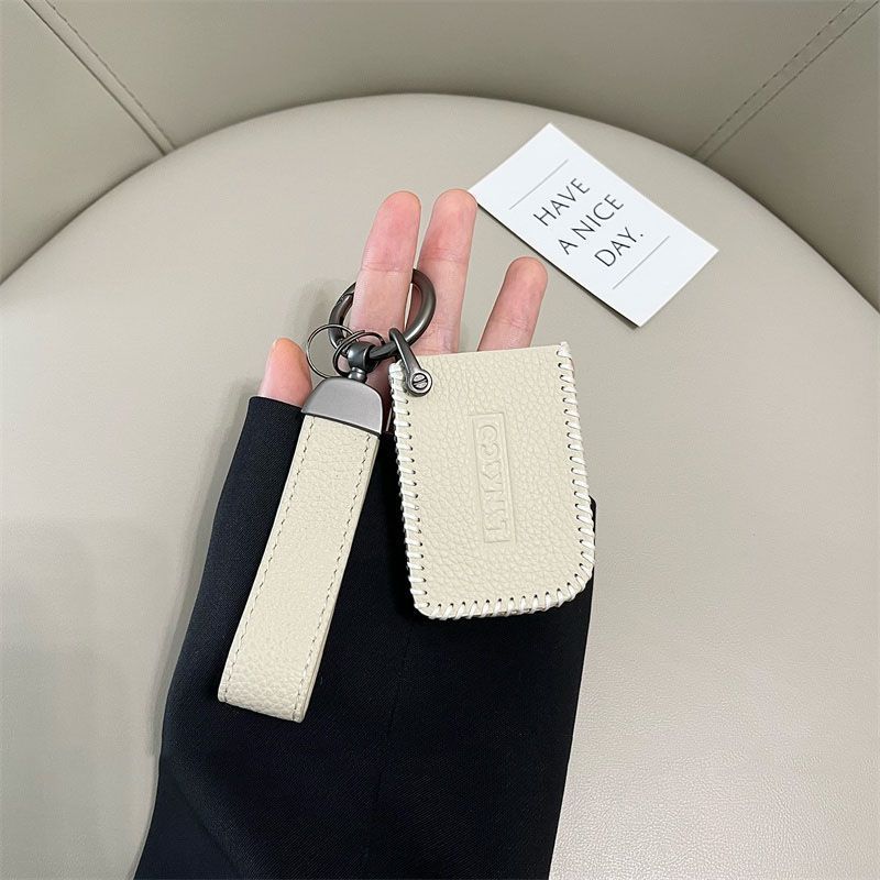 Suitable for Lynk & Co 03 Key Cover 06 05 07 01 02 09 High-End Car Key Chain Shell Bag Cute Men and Women