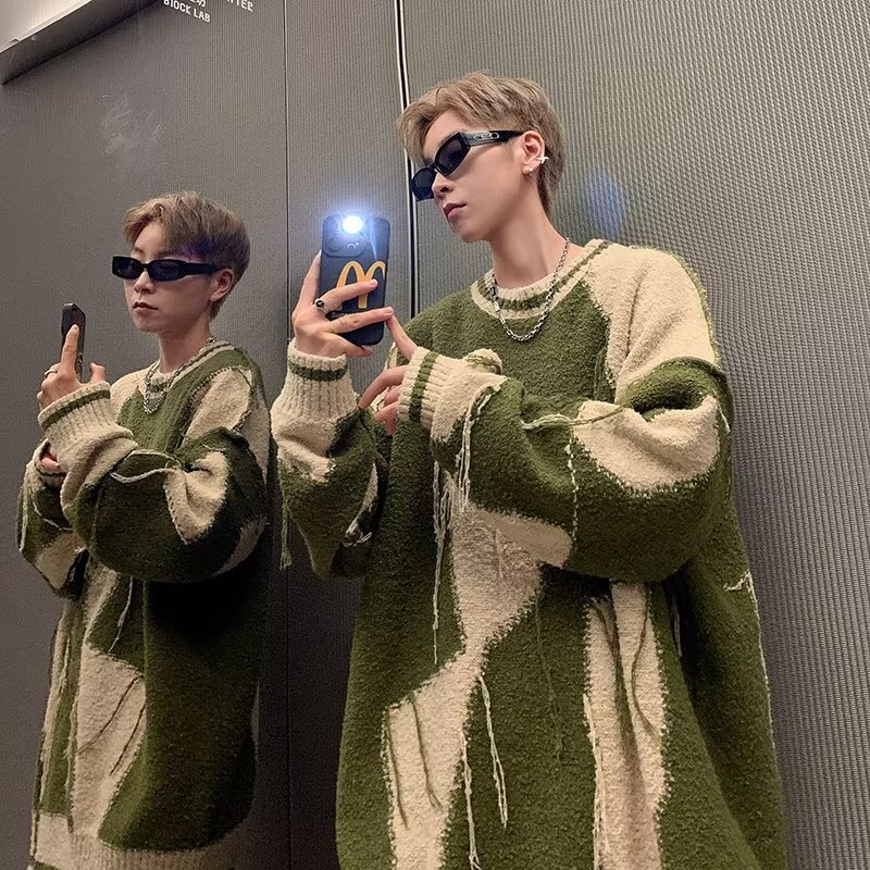 Invierno camuflaje de diseño de bordilla sensación de viento perezoso camiseta de punto pareja de hombre y mujer engrosada industria pesada suéter de color contraste chaqueta