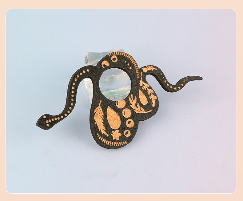 Daily Occasion Wood Material Retro Cat Snake Skull Wood Daily Party Supplies Decorations 1 Piece