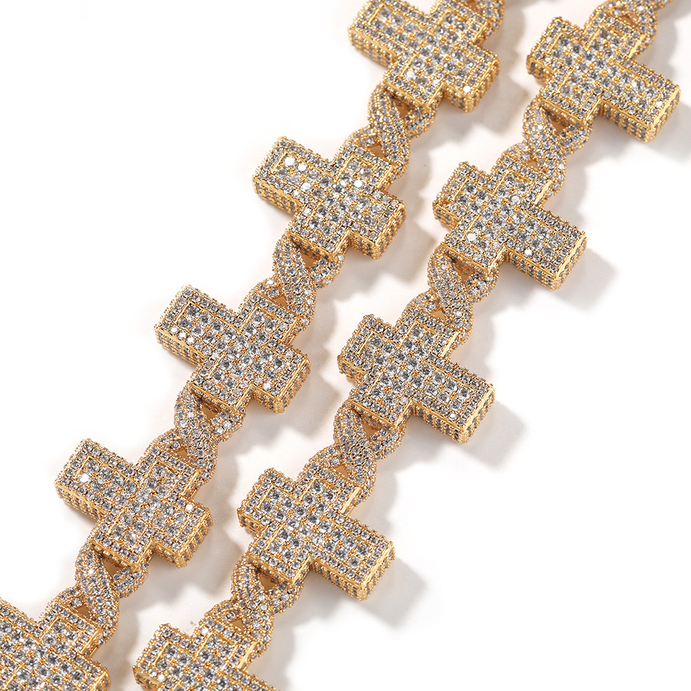 Moda europea y americana de cobre creativo con incrustaciones de circón Cruz infinita collar hombres y mujeres mismo hip hop Cadena de clavícula entrega de una sola pieza