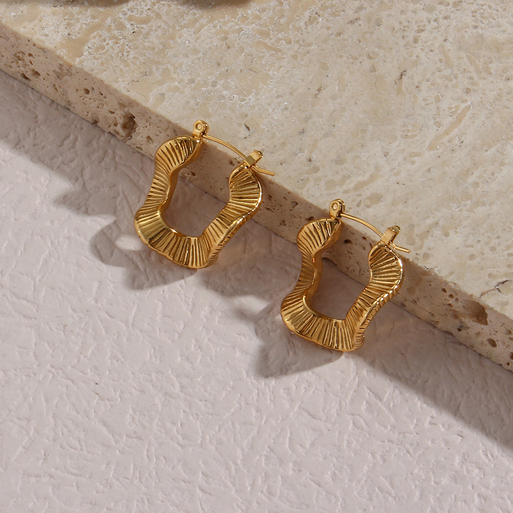 Simple Style Geometric Irregular Plating Stainless Steel Gold Plated Earrings display picture 4