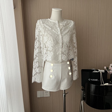 2024年秋季时尚千金风气质蕾丝长袖衬衫外穿罩衫开衫上衣