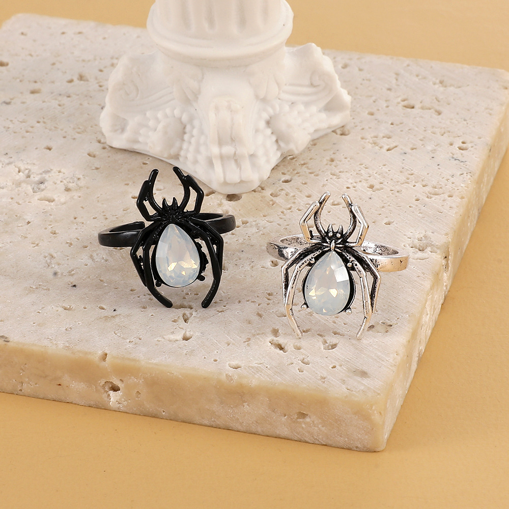 1 Piece Quantity Daily Occasion Cool Style Spider Alloy Plating Inlay Artificial Gemstones Halloween Women's Open Rings