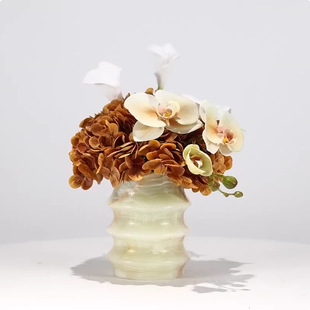 �й��L�߼��д���ʯС��ƿ��ˇ �߼����g���Wܛ�b�����OӋ