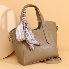 ファッションレイシの紋様の包みの女性は簡単に手に入れるバケツの包みの外国貿易の本革の女性の包みの軽い贅沢な質感のシングル肩の斜めのショルダーバッグを包みます。