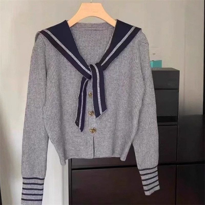 欧美V领甜美风 蝴蝶扣针织毛衣女2025冬季新款修身显瘦减龄上衣潮|undefined