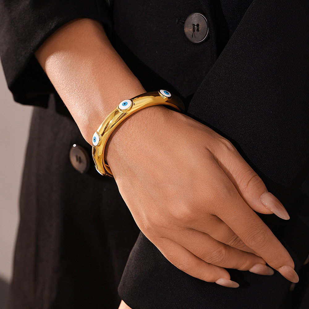 Bracelet œil de diable en acier titane à effet goutte d'huile, accessoire de bracelet personnalisé léger, luxueux et original._voghion.com