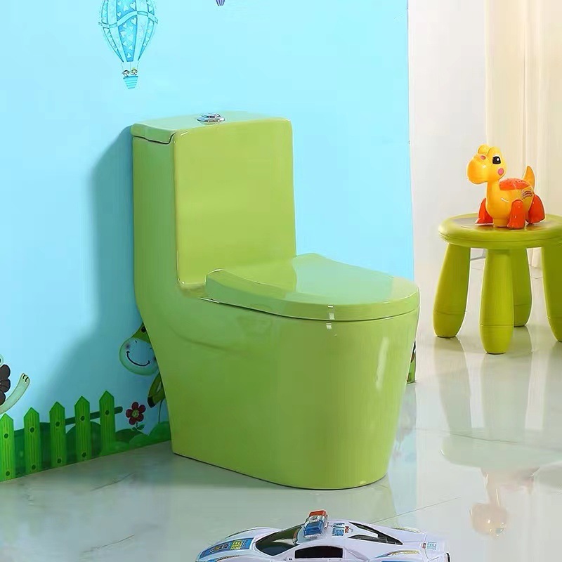 Inodoro infantil cerámica doméstica limpia a prueba de salpicaduras simple inodoro de bombeo blanco al por mayor