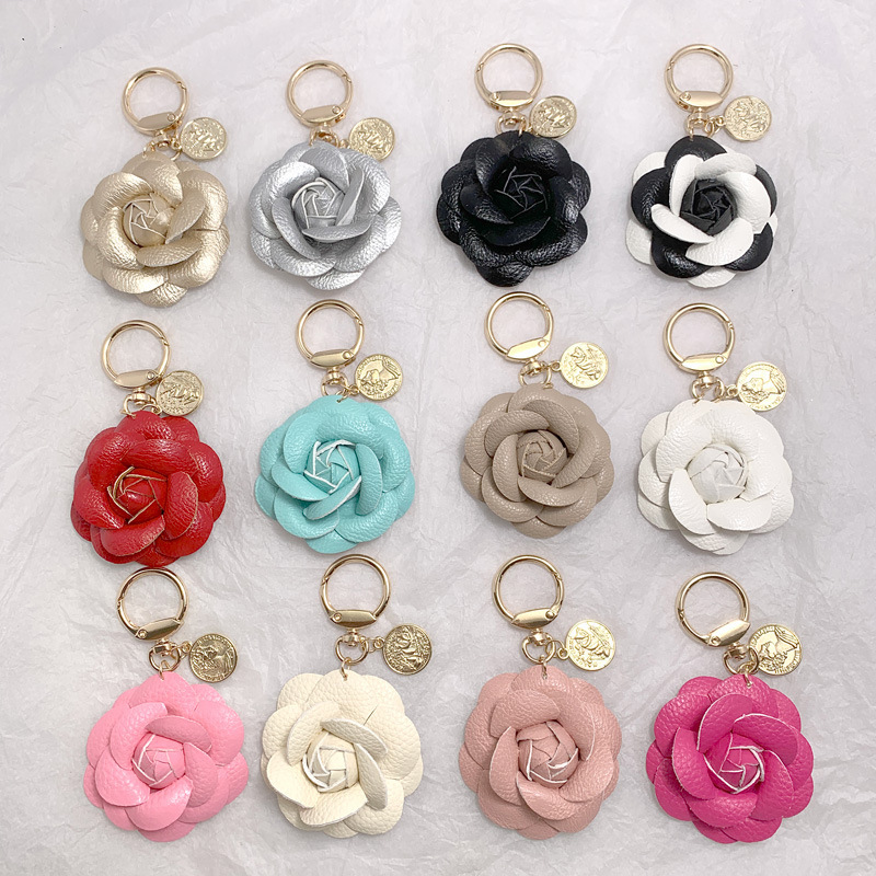 Fashionable Leather Camellia Car Keychain Cute Flower Backpack Pendant Accessory Personalized Key Chain Ring for Women