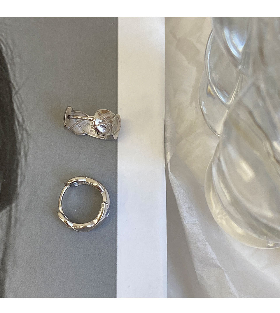 Orecchini francesi con motivo a diamante per donna con un design di nicchia, lusso leggero, piccolo stile di fragranza, accessori,_voghion.com