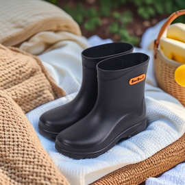 加厚耐磨防臭时尚新款男高户外钓鱼防水靴雨鞋厨房工地短筒雨靴