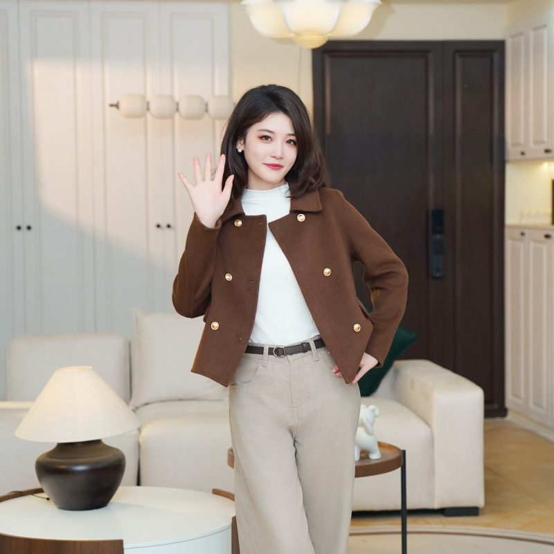 갈색