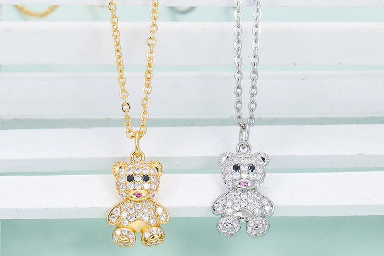 Zircon Inlay Material Fashion Bear Copper Pendant Necklace Inlay Zircon Copper Necklaces