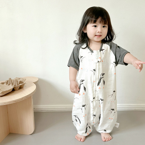 Redange short-sleeved baby pajamas, children's split-leg anti-kick quilt, double-layer bamboo cotton gauze baby sleeping bag for summer