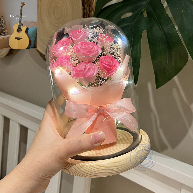 [인기추천] 타오지야오 - 화사한 붉은 장미 7송이 - 선물가방 + 축하카드 + 배터리 증정 [완제품 발송]