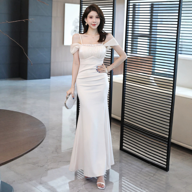Nightclub Sexy Dress, Slim-Fitting and Flattering, Elegant Evening Gown for Beauties and Socialites, Soft-Style Spa Foot Massage Technician Work Uniform